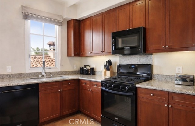 Detail Gallery Image 4 of 28 For 48796 Classic, La Quinta,  CA 92253 - 3 Beds | 3 Baths