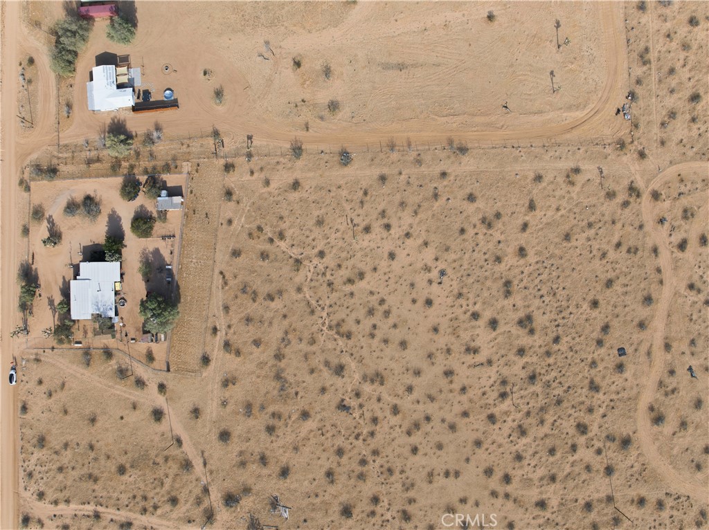 https://media.crmls.org/medias/86a00bf2-9bcd-465d-8af5-97d63a8fc4c0.jpg?preset=X-Large