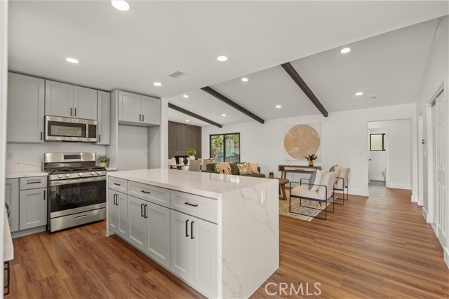 1792 Crestmont Place, Costa Mesa CA: https://media.crmls.org/medias/86a063af-32cb-4e3e-943e-1549f661e737.jpg