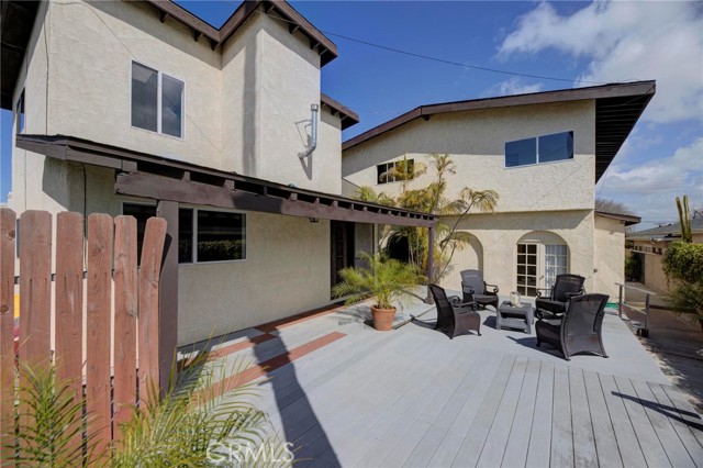 1932 Voorhees Avenue, Redondo Beach, California 90278, ,Residential Income,For Sale,Voorhees,SB24065040
