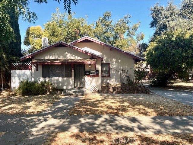 Detail Gallery Image 3 of 62 For 415 W 25th St, Merced,  CA 95340 - 7 Beds | 4/1 Baths