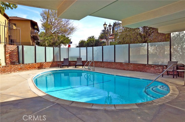 Detail Gallery Image 34 of 35 For 2260 N Cahuenga Bld #203,  Los Angeles,  CA 90068 - 1 Beds | 1 Baths