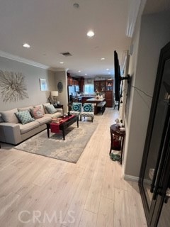 Detail Gallery Image 3 of 15 For 9301 Shirley Ave #70,  Northridge,  CA 91324 - 3 Beds | 2/1 Baths