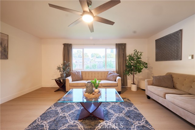 672 E Alexander Avenue, Merced CA: https://media.crmls.org/medias/86a302a1-7dd2-4b67-9e52-71cf35679fbd.jpg