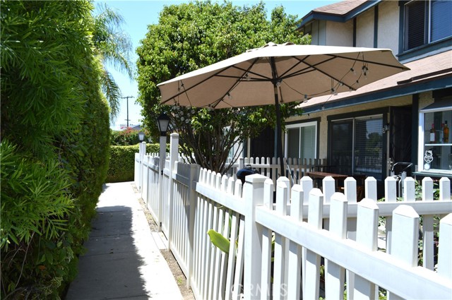 13321 Meyer Road, Whittier CA: https://media.crmls.org/medias/86a432b4-abe8-40fa-a60e-1d93c80a93ea.jpg