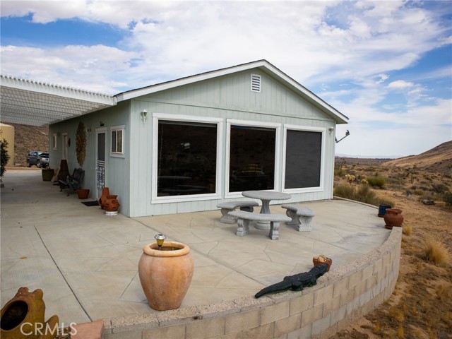 54850 Saratoga Road, Yucca Valley CA: https://media.crmls.org/medias/86a4f673-6ab8-4241-88da-4f06f3ae1a18.jpg