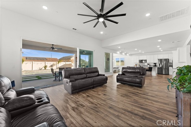 Detail Gallery Image 50 of 75 For 31382 Garrano Cir, Menifee,  CA 92584 - 4 Beds | 3 Baths