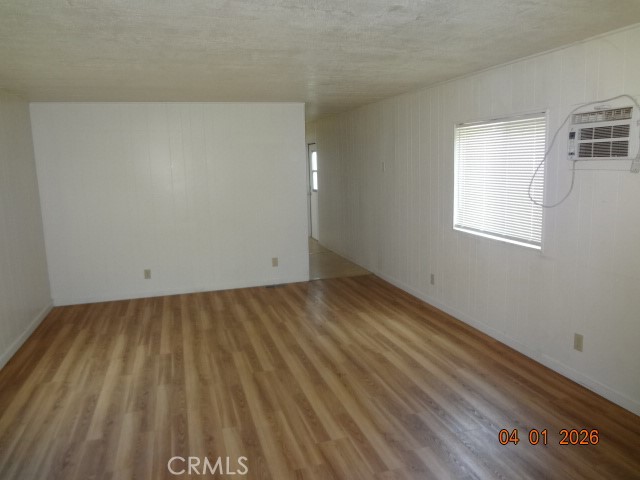 Detail Gallery Image 6 of 17 For 3327 Green Ave, Clearlake,  CA 95422 - 2 Beds | 1 Baths