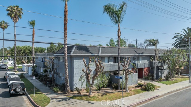 Detail Gallery Image 2 of 31 For 13825 Vanowen St, Van Nuys,  CA 91405 - – Beds | – Baths