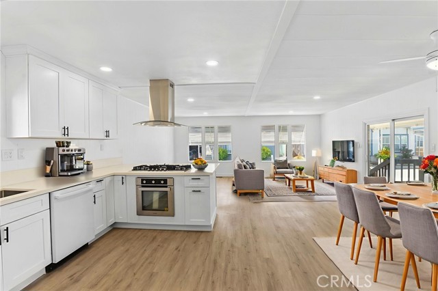 Detail Gallery Image 45 of 50 For 15621 Beach Bld #115,  Westminster,  CA 92683 - 2 Beds | 2 Baths