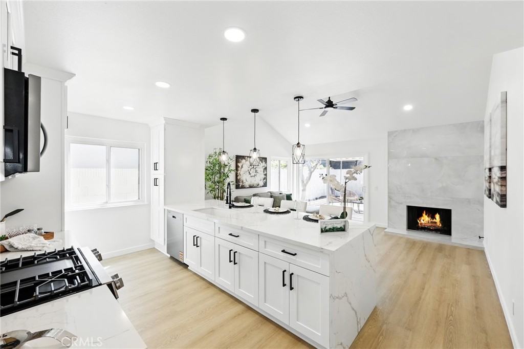 13538 Darvalle Street