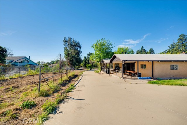 Detail Gallery Image 28 of 31 For 17782 W Kenwood, San Bernardino,  CA 92407 - 2 Beds | 1 Baths