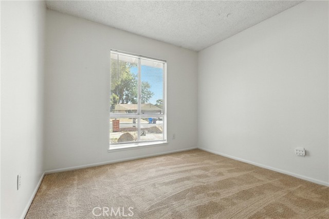 Detail Gallery Image 36 of 59 For 315 Maravilla Dr, Riverside,  CA 92507 - 5 Beds | 2 Baths
