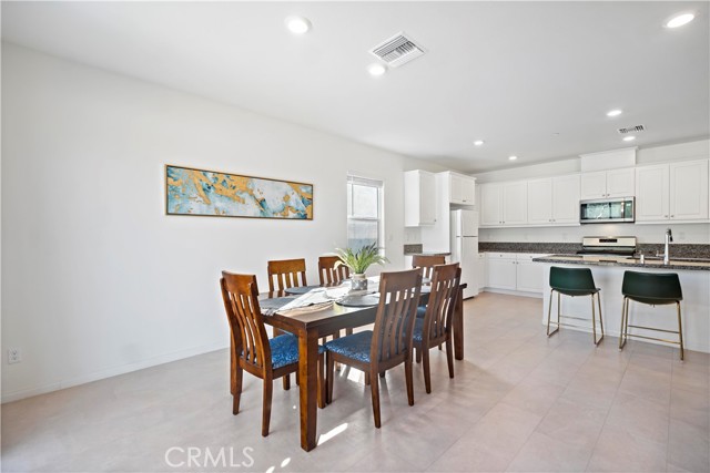 Detail Gallery Image 18 of 66 For 8044 Country Mile Ln, Riverside,  CA 92507 - 5 Beds | 3/1 Baths