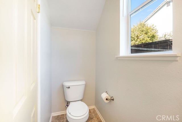 Detail Gallery Image 17 of 45 For 36885 Longbranch Ave, Murrieta,  CA 92563 - 4 Beds | 2/1 Baths