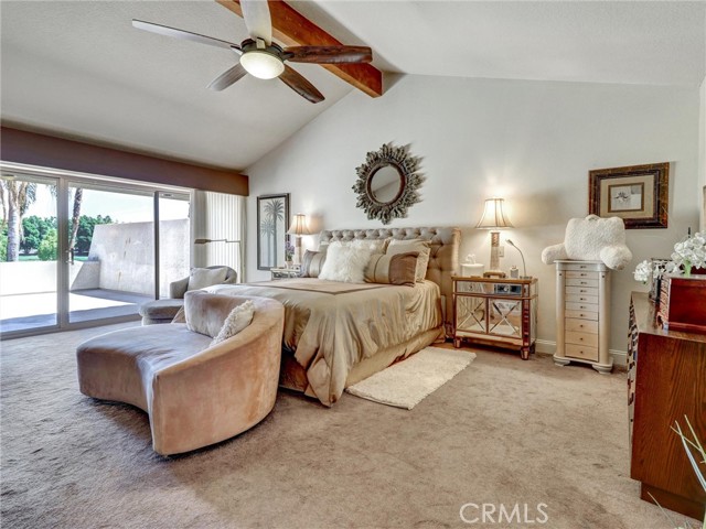 208 Kavenish S Drive, Rancho Mirage CA: https://media.crmls.org/medias/86a7fceb-3d11-422d-830d-fbd629bf1492.jpg