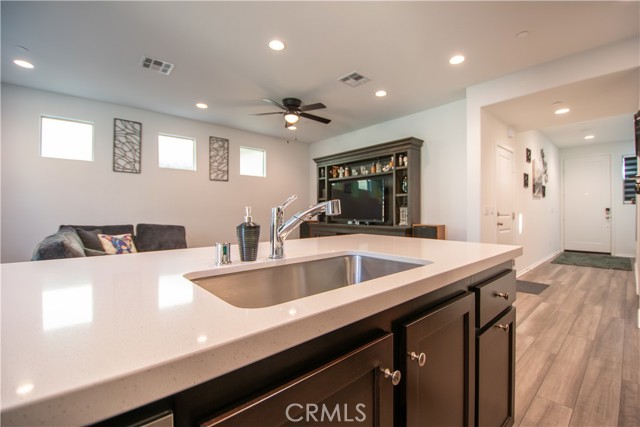 Detail Gallery Image 10 of 38 For 29392 Tourmaline Way, Winchester,  CA 92596 - 3 Beds | 2/1 Baths