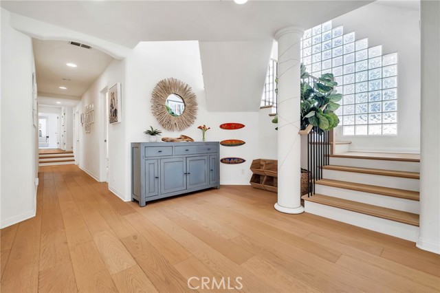 1021 Avenue D, Redondo Beach, California 90277, 4 Bedrooms Bedrooms, 0 ,2 BathroomsBathrooms,Residential,For Sale,Avenue D,0,SB26127548