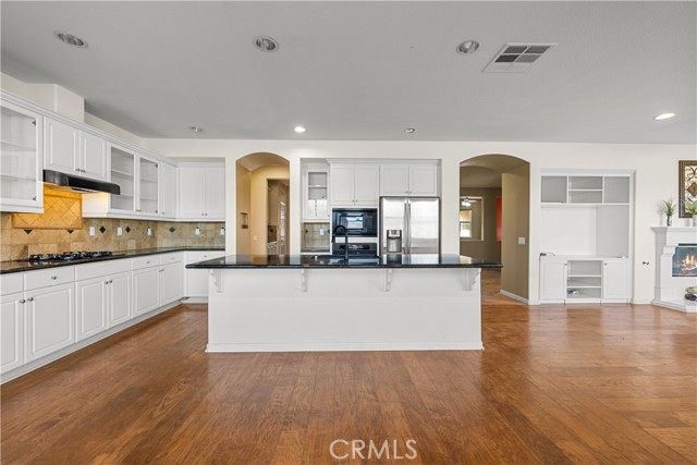 2123 Coconut Place, Palmdale CA: https://media.crmls.org/medias/86aaebfc-1510-49fa-970d-2091cc89b4e3.jpg