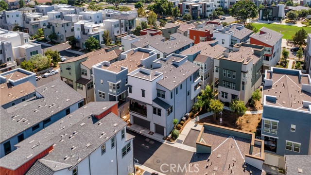 125 Allusion, Irvine CA: https://media.crmls.org/medias/86ab110a-87da-4f96-926d-9c6c73c48858.jpg