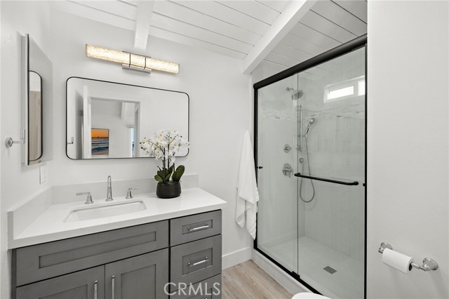 Detail Gallery Image 17 of 26 For 207 E Edgewater Ave #REAR,  Newport Beach,  CA 92661 - 2 Beds | 2 Baths