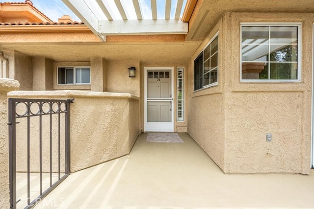Detail Gallery Image 5 of 33 For 25859 Mcbean #74,  Valencia,  CA 91355 - 1 Beds | 1 Baths