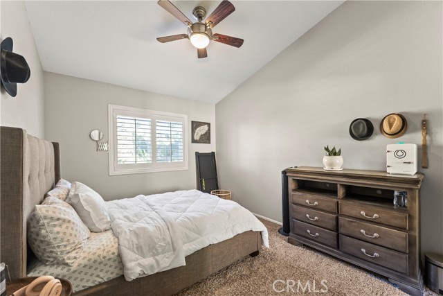Detail Gallery Image 14 of 24 For 22617 Copper Hill Dr #121,  Saugus,  CA 91350 - 3 Beds | 3 Baths