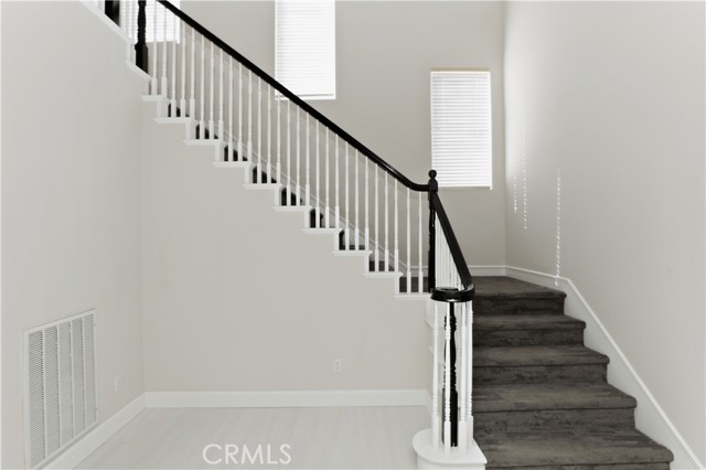 Image 17 of 75 For 8075 Terraza Court