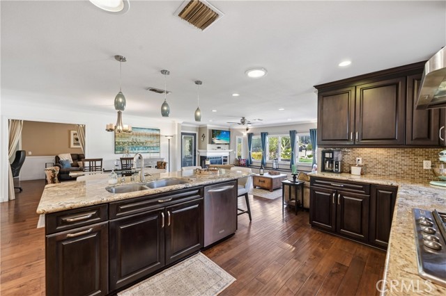 Detail Gallery Image 12 of 47 For 8410 Pumalo St, Alta Loma,  CA 91701 - 4 Beds | 2 Baths