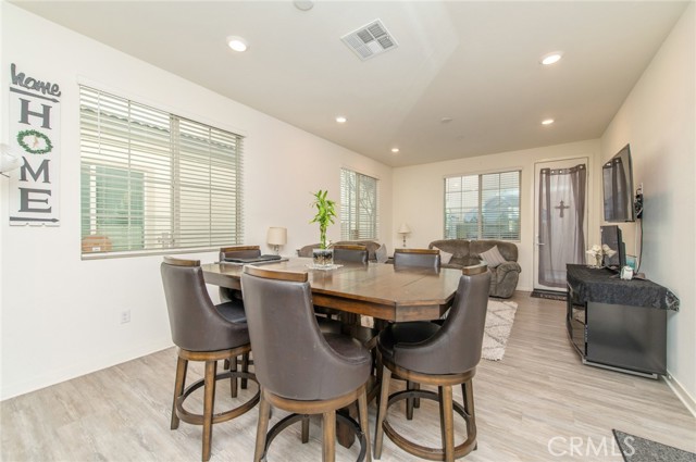 Detail Gallery Image 6 of 46 For 832 Mandarin, Upland,  CA 91786 - 4 Beds | 3 Baths