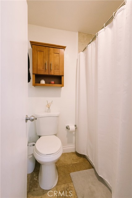 Detail Gallery Image 13 of 19 For 282 Redondo #302,  Long Beach,  CA 90803 - 2 Beds | 2 Baths