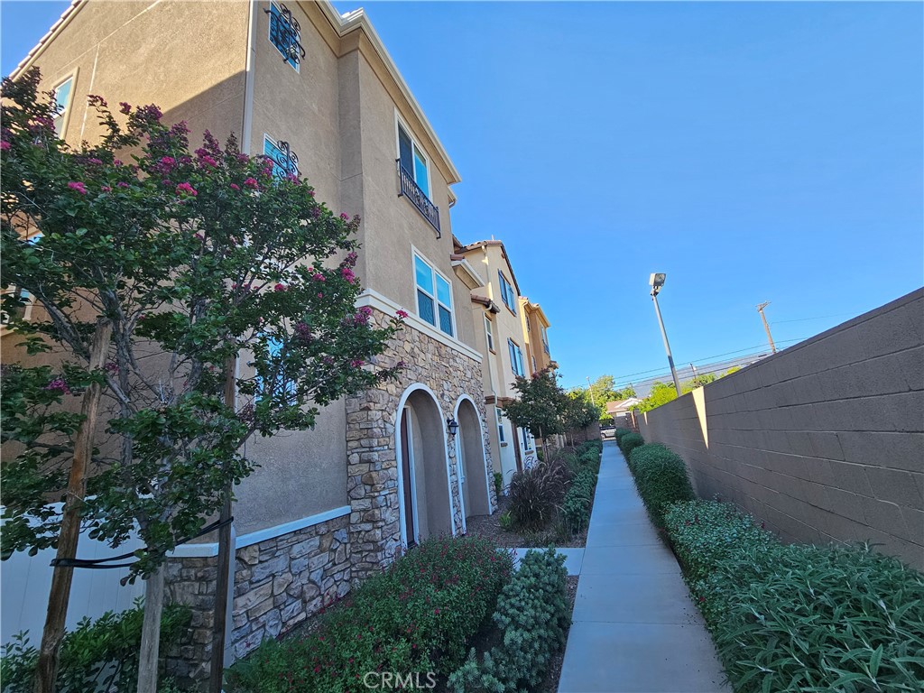 2892 Cedar Lane