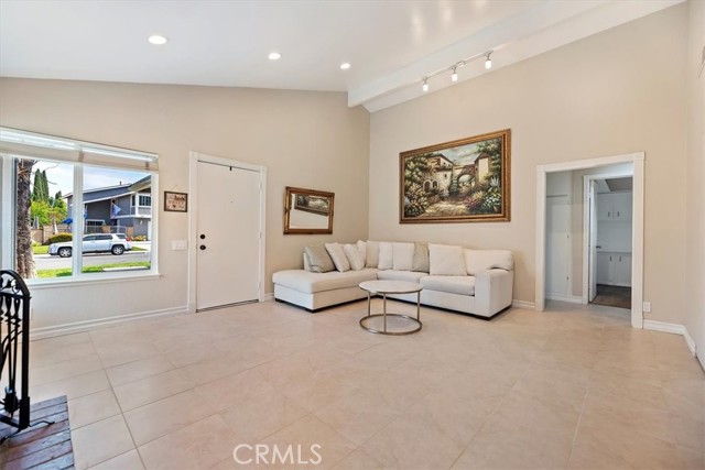 Detail Gallery Image 7 of 40 For 28382 Lanuza, Mission Viejo,  CA 92692 - 4 Beds | 2 Baths
