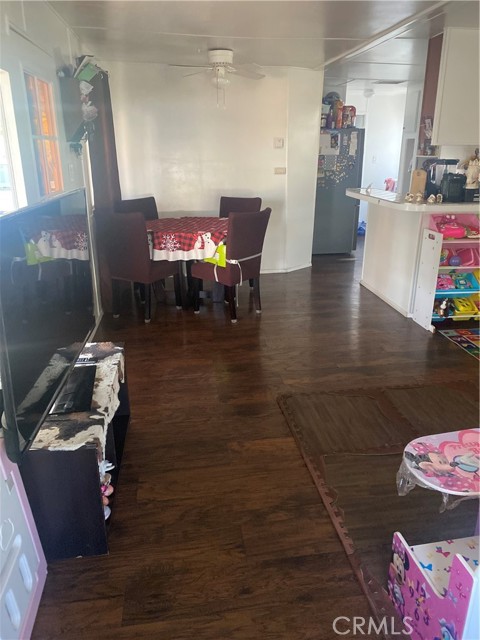 Detail Gallery Image 7 of 29 For 23701 Western, Torrance,  CA 90501 - 2 Beds | 1 Baths