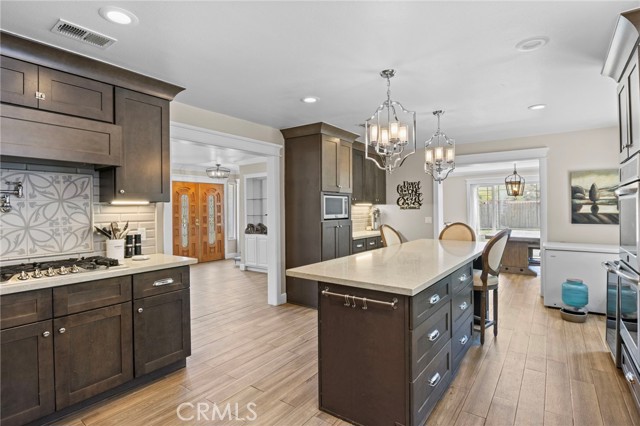 23994 Prado Lane, Colton CA: https://media.crmls.org/medias/86b1b329-7620-4e29-aed2-a115e7a3703d.jpg