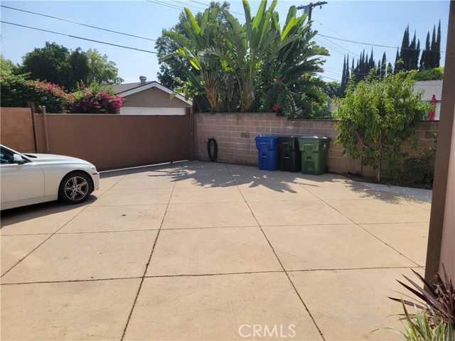 7700 Mason Avenue, Winnetka CA: https://media.crmls.org/medias/86b24173-040b-4e2b-a166-3b7dbaa0afc1.jpg