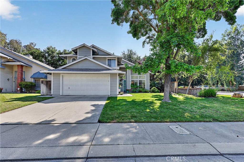 3406 Lago Court