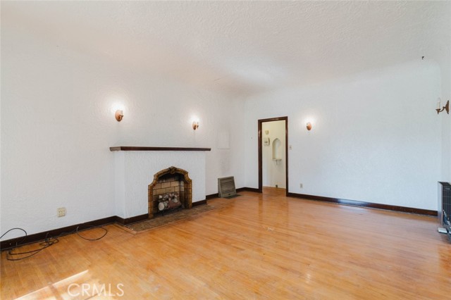 735 East Verdugo Avenue photo 8