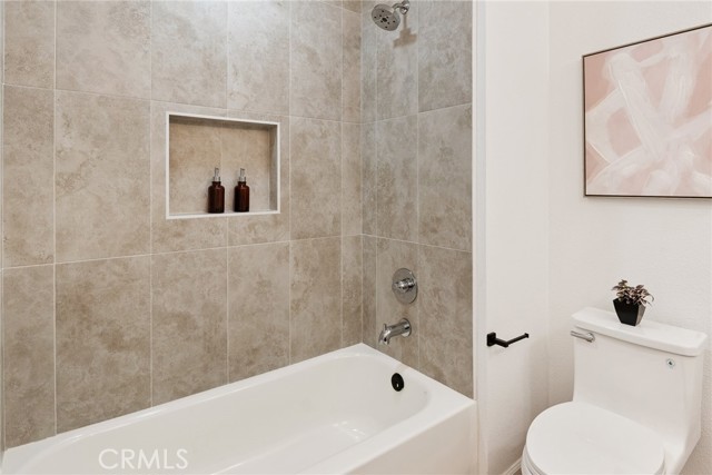 Detail Gallery Image 13 of 36 For 1367 Teepee Dr, Escondido,  CA 92027 - 4 Beds | 4 Baths