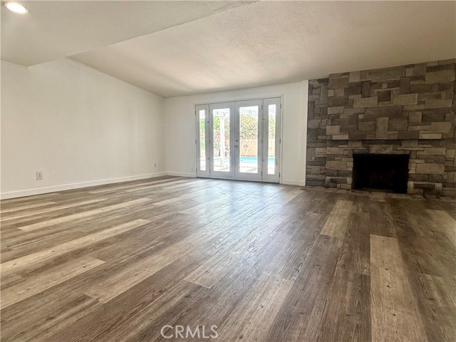 17333 Bronte Place, Granada Hills CA: https://media.crmls.org/medias/86b315c7-b257-44d5-a44a-2f944b249ae9.jpg