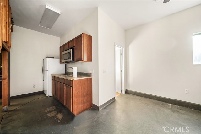 9394 Gum Tree Drive, Corona CA: https://media.crmls.org/medias/86b37018-a79f-4f1c-b534-e5349d553909.jpg