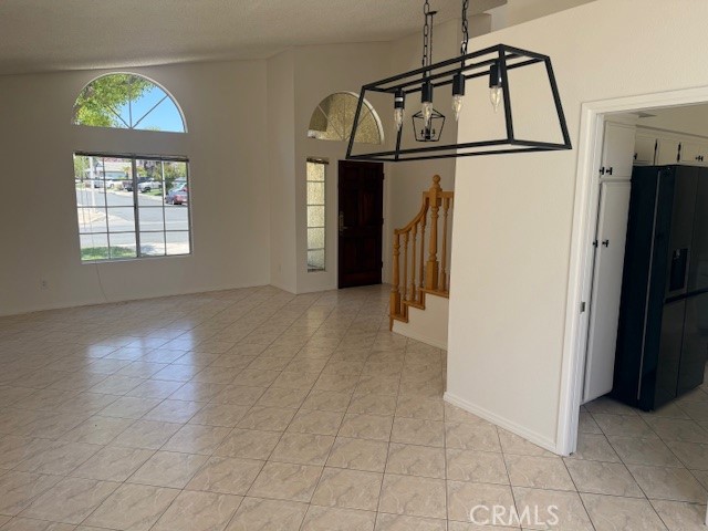 Detail Gallery Image 4 of 21 For 22312 Oxford Ln, Saugus,  CA 91350 - 4 Beds | 3 Baths