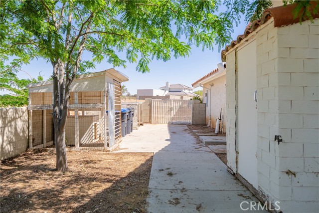 Detail Gallery Image 35 of 51 For 17157 Hacienda Bld, California City,  CA 93505 - 4 Beds | 2 Baths