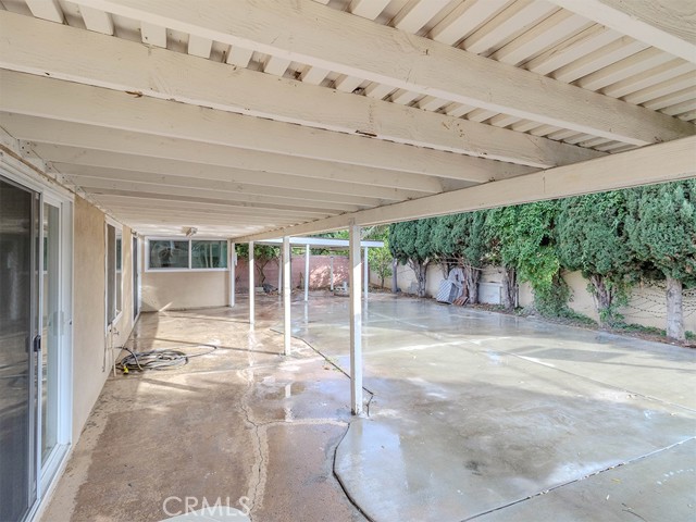 Detail Gallery Image 19 of 29 For 518 W Alpine, Santa Ana,  CA 92707 - 5 Beds | 3 Baths