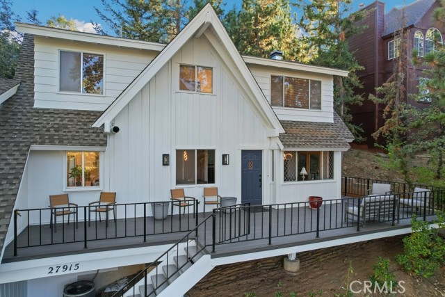 Detail Gallery Image 2 of 37 For 27915 Matterhorn Dr, Lake Arrowhead,  CA 92352 - 3 Beds | 2 Baths