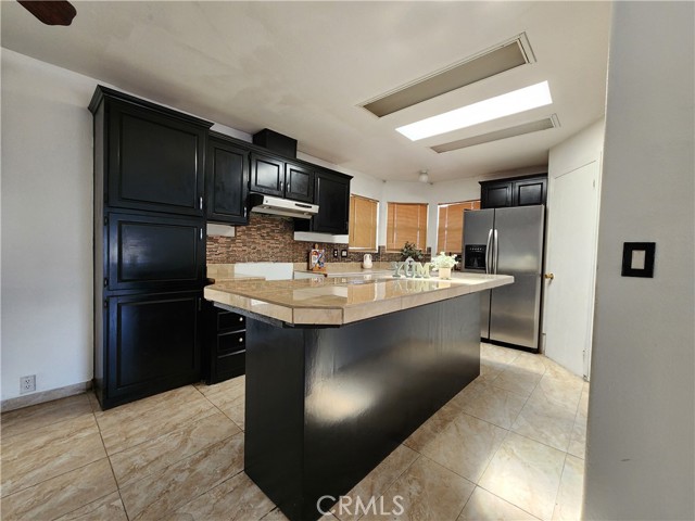 Detail Gallery Image 6 of 16 For 1445 W Florida Ave #60,  Hemet,  CA 92543 - 3 Beds | 2 Baths