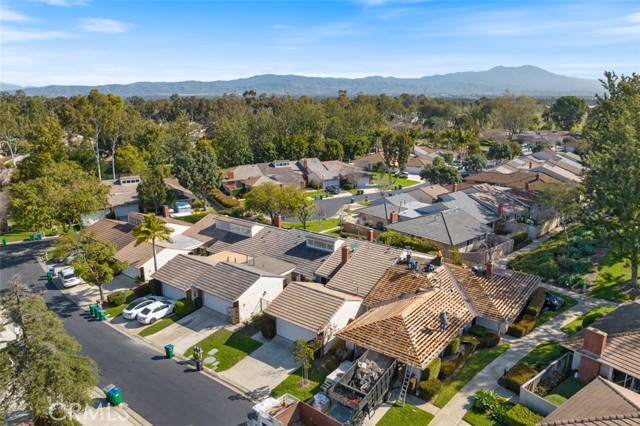 Detail Gallery Image 6 of 73 For 14 Gumwood, Irvine,  CA 92612 - 2 Beds | 2 Baths