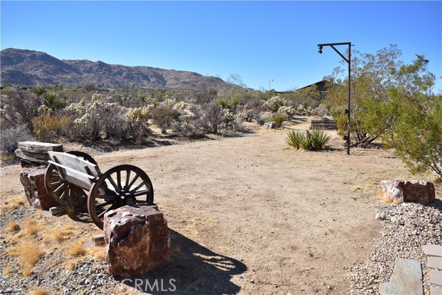 Detail Gallery Image 15 of 28 For 61611 Alta Loma Dr, Joshua Tree,  CA 92252 - 2 Beds | 2 Baths