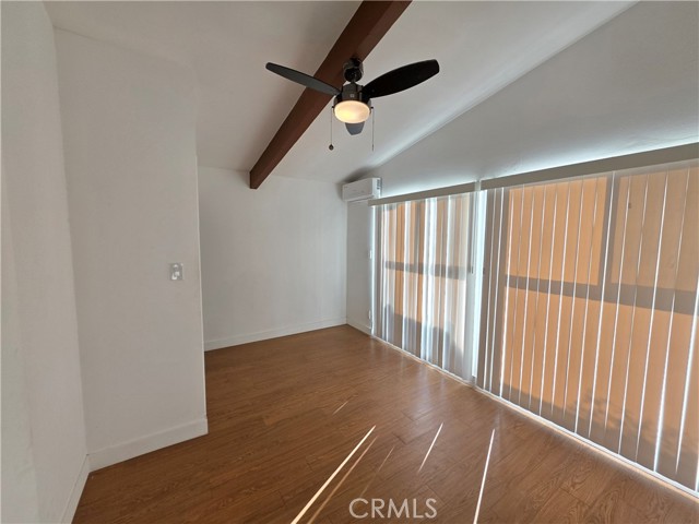 Detail Gallery Image 12 of 28 For 6423 Wilbur, Reseda,  CA 91335 - 3 Beds | 2 Baths