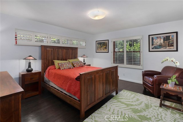 5866 Varna Avenue, Valley Glen CA: https://media.crmls.org/medias/86b8c685-793c-49dd-abeb-8cc68ecda507.jpg